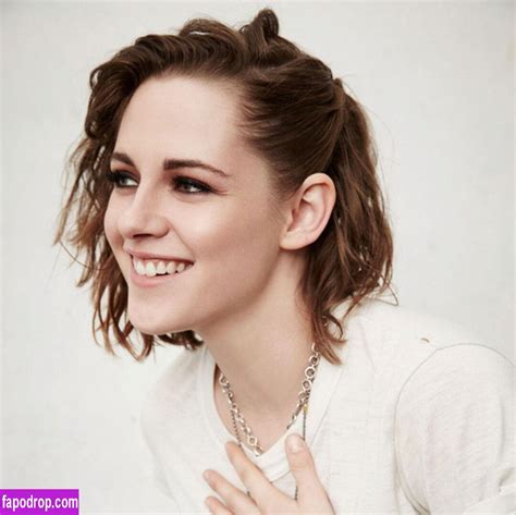 kristen stewart leaked nudes|Kristen Stewart Nude Leaked (44 Photos + GIFs And Videos)